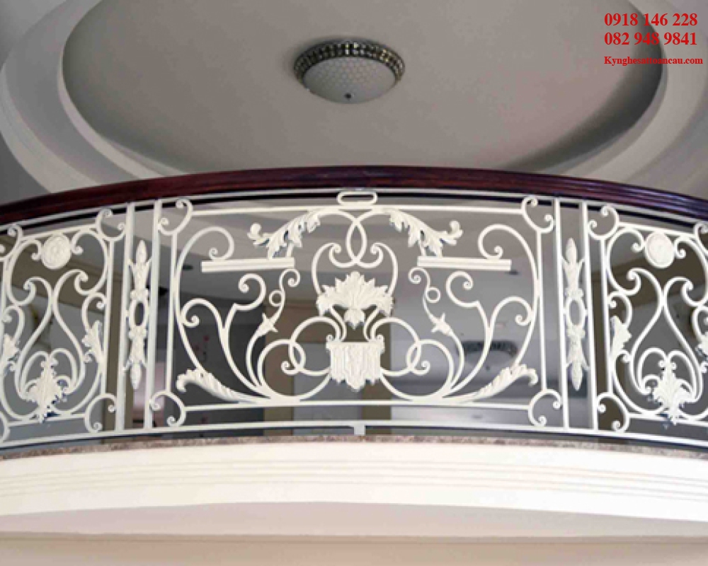 Lan can sắt mỹ thuật L22