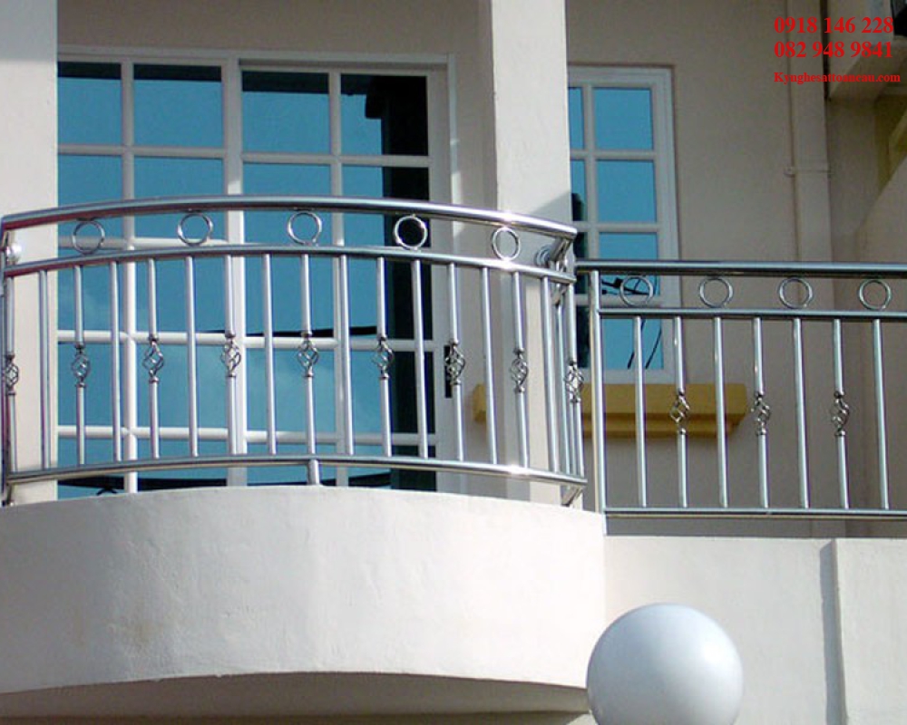 Lan can inox cao cấp Q17