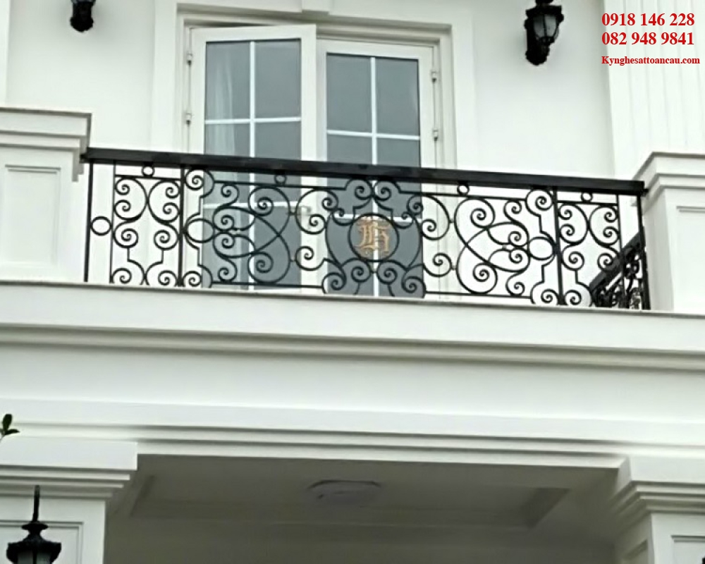 Lan can mỹ nghệ L40