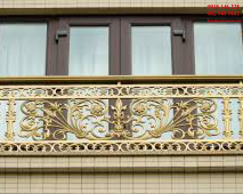 Lan can nhôm đúc L32