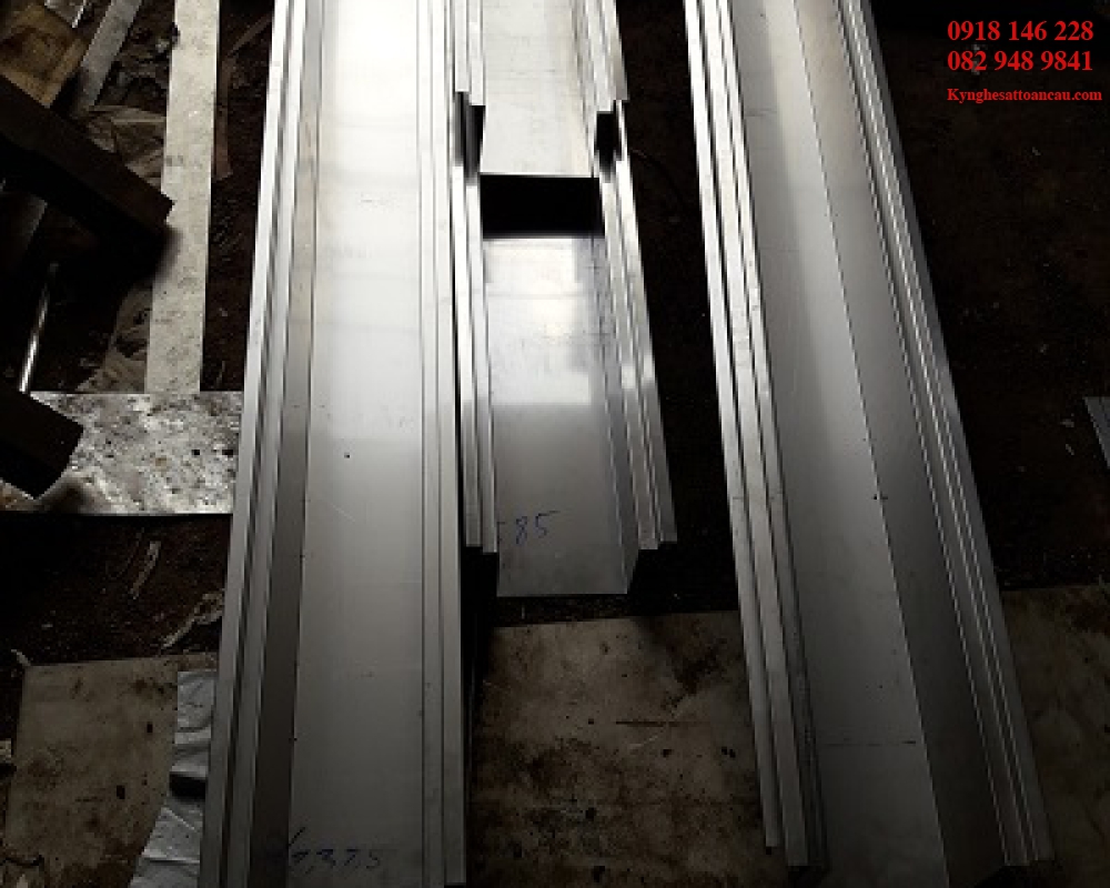 Máng xối  công trình 989M