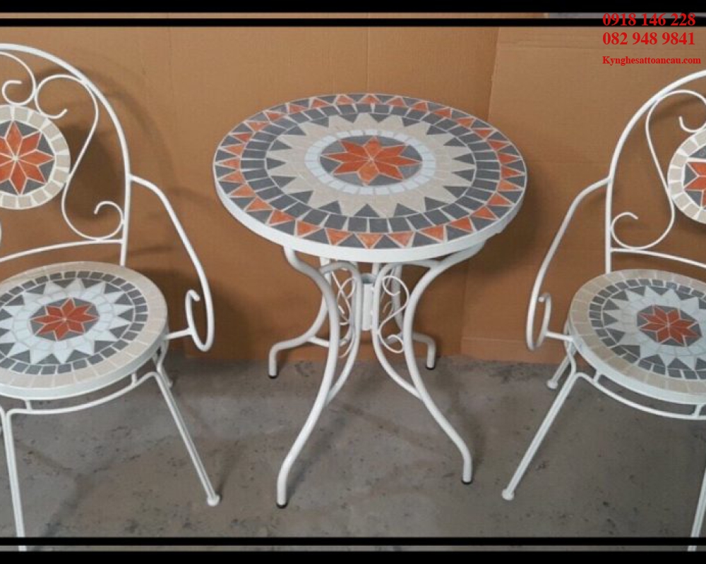 BÀN GHẾ SẮT MỸ THUẬT GS1