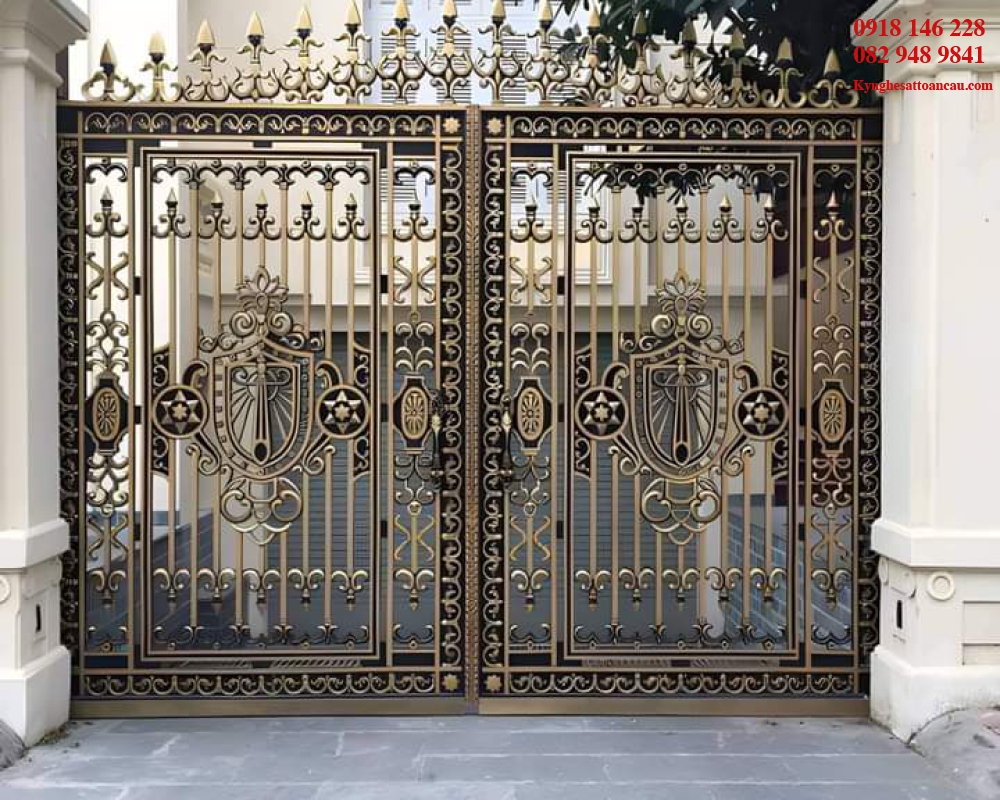 Cửa nhôm đúc A1