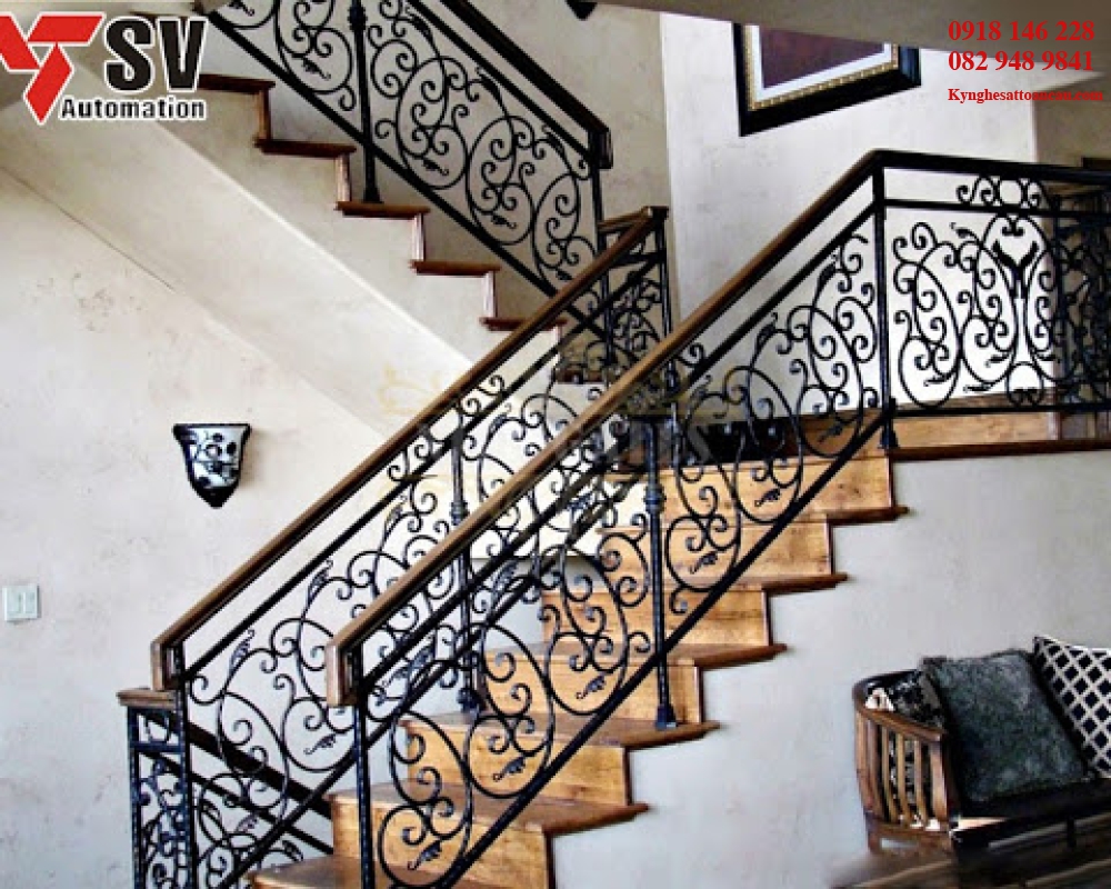 Cầu thang sắt mỹ thuật DL023