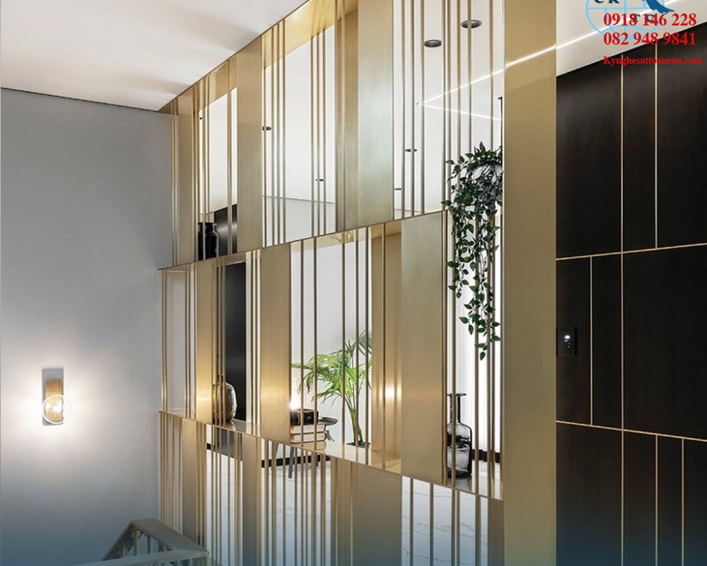 Vách ngăn inox xi mạ VNI02