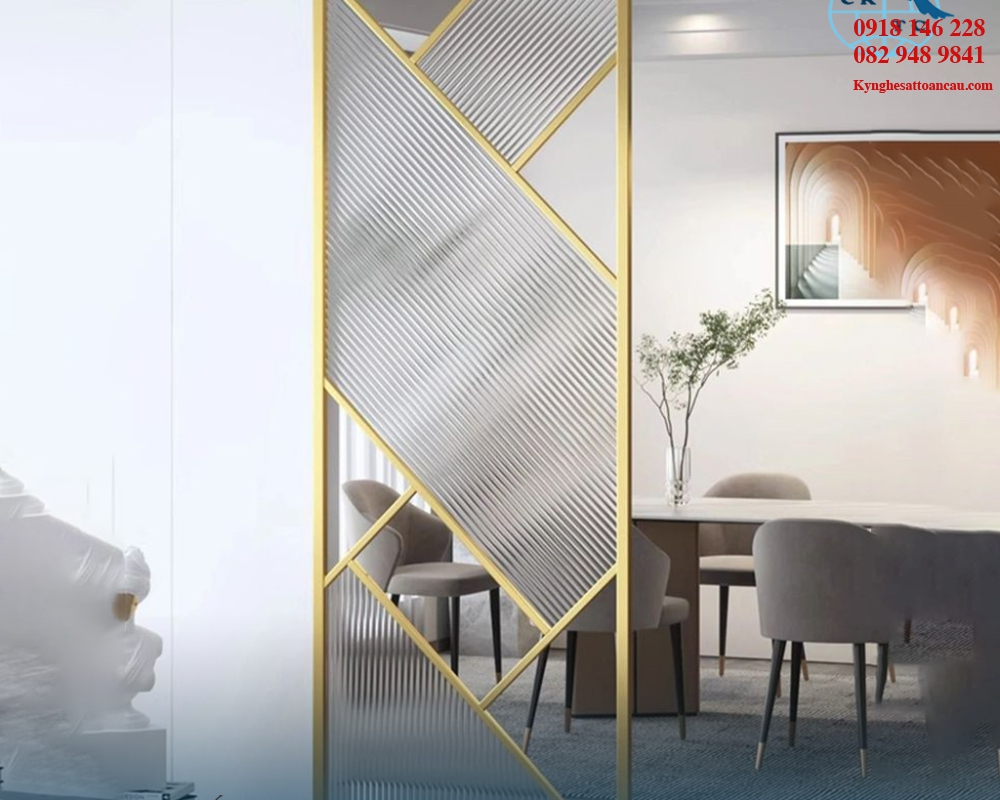 Vách ngăn inox xi mạ VNI01