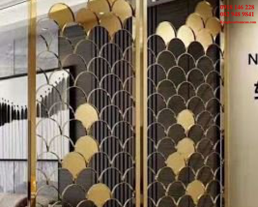 Vách ngăn inox xi mạ VNI56