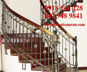 Cầu thang sắt mỹ thuật 002