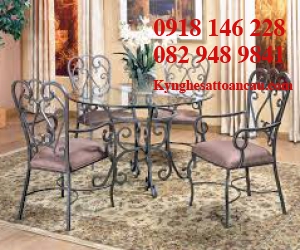 BÀN GHẾ SẮT MỸ NGHỆ ĐỘC ĐÁO