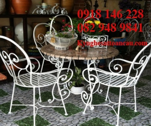 Bàn ghế sắt mỹ thuật BS21