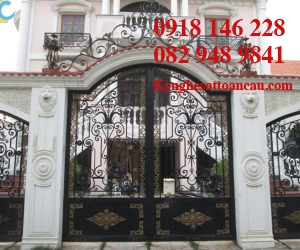 Cửa cổng sắt mỹ thuật CCS71