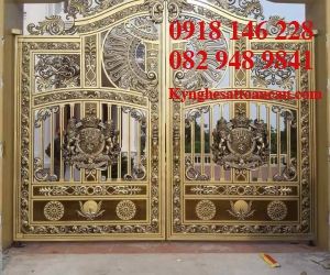 CỬA NHÔM ĐÚC ĐẸP C9