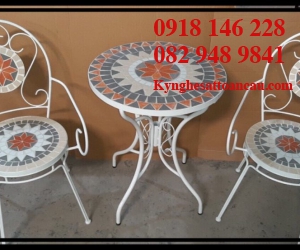 BÀN GHẾ SẮT MỸ THUẬT GS1