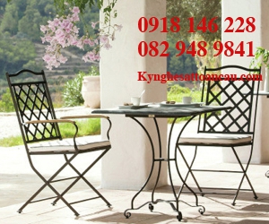 BÀN GHẾ SẮT MỸ THUẬT