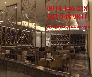 Vách ngăn inox xi mạ VNI35